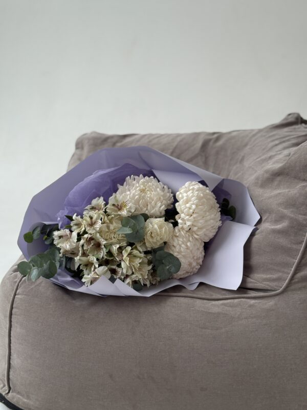 Букет с Бигуди и Альстромерией