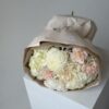 Букет светлый с хризантемой Букет светлый с хризантемой