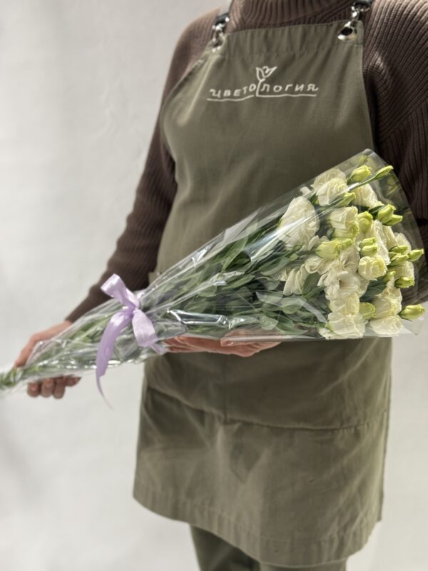 Эустома белого цвета 9шт в упаковке