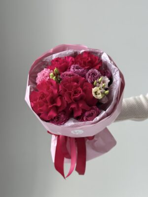 Букет светлый с хризантемой Букет светлый с хризантемой