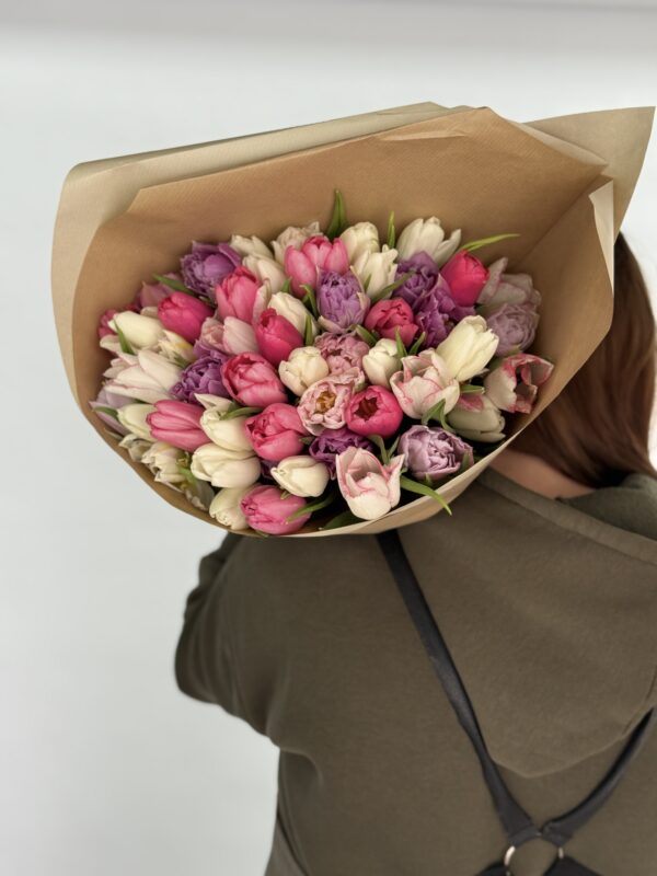Тюльпаны упаковка под ленту 51 шт