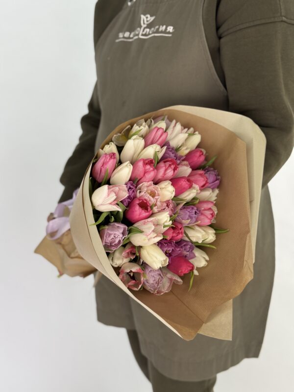 Тюльпаны упаковка под ленту 51 шт