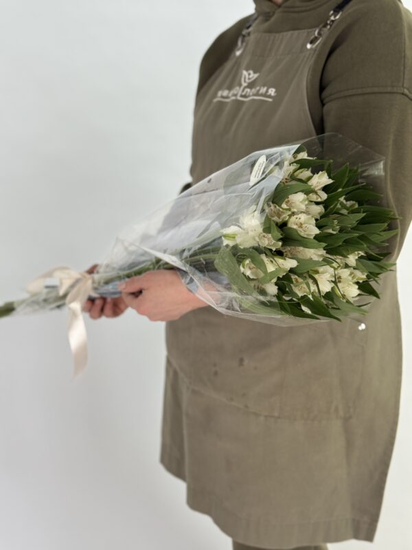 Альстромерия 9 шт под ленту