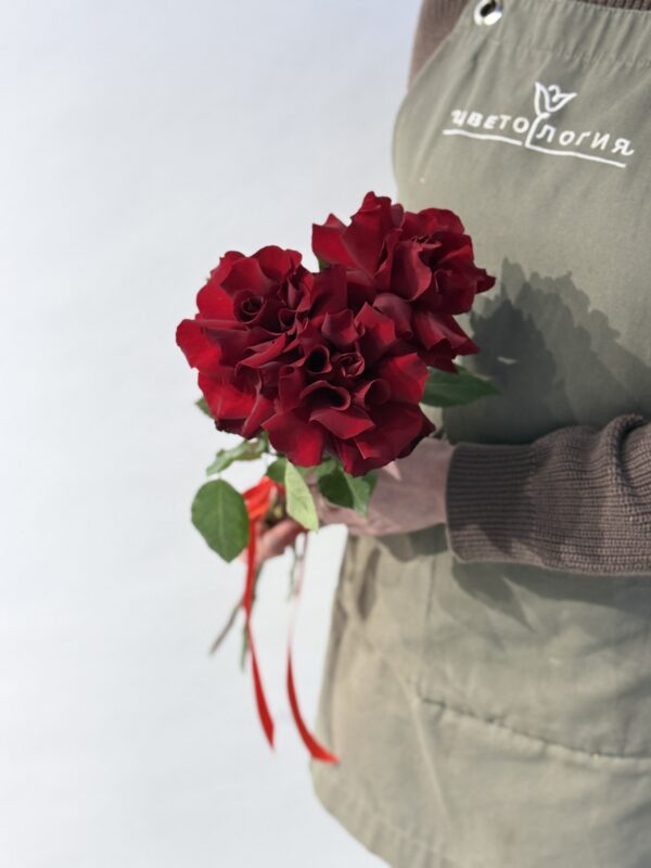 3 розы под ленту