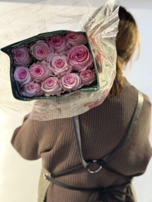 Упаковка (25шт) розовых роз